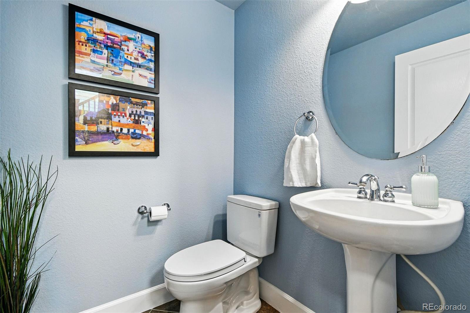 MLS Image #17 for 2949  emporia court,denver, Colorado