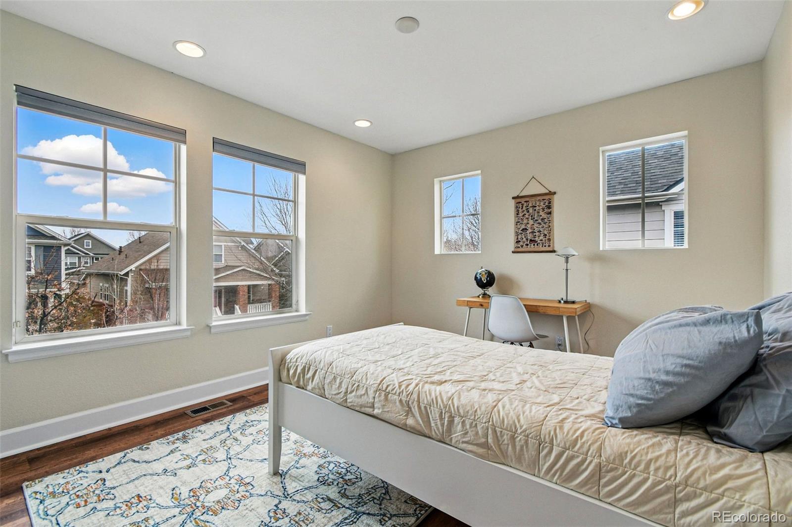 MLS Image #30 for 2949  emporia court,denver, Colorado