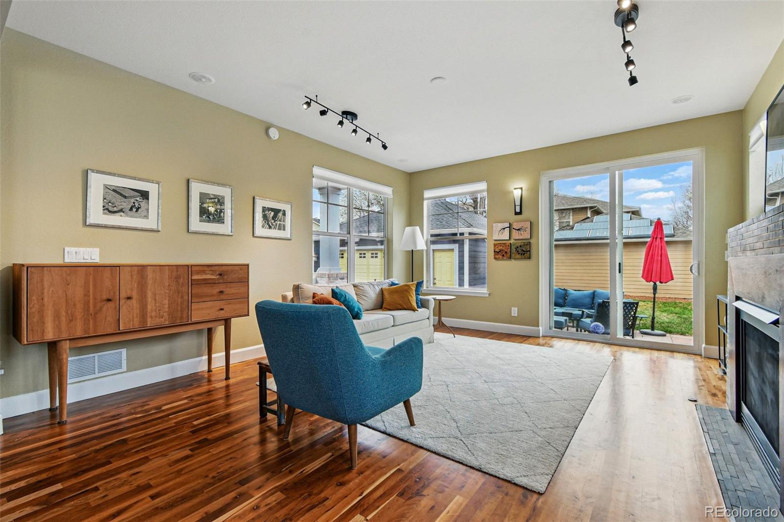 MLS Image #6 for 2949  emporia court,denver, Colorado