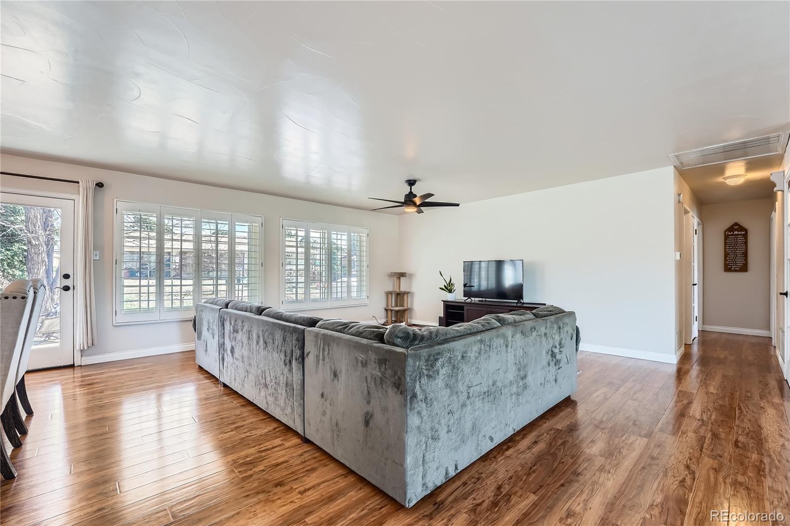 MLS Image #7 for 4090 s tamarac drive,denver, Colorado