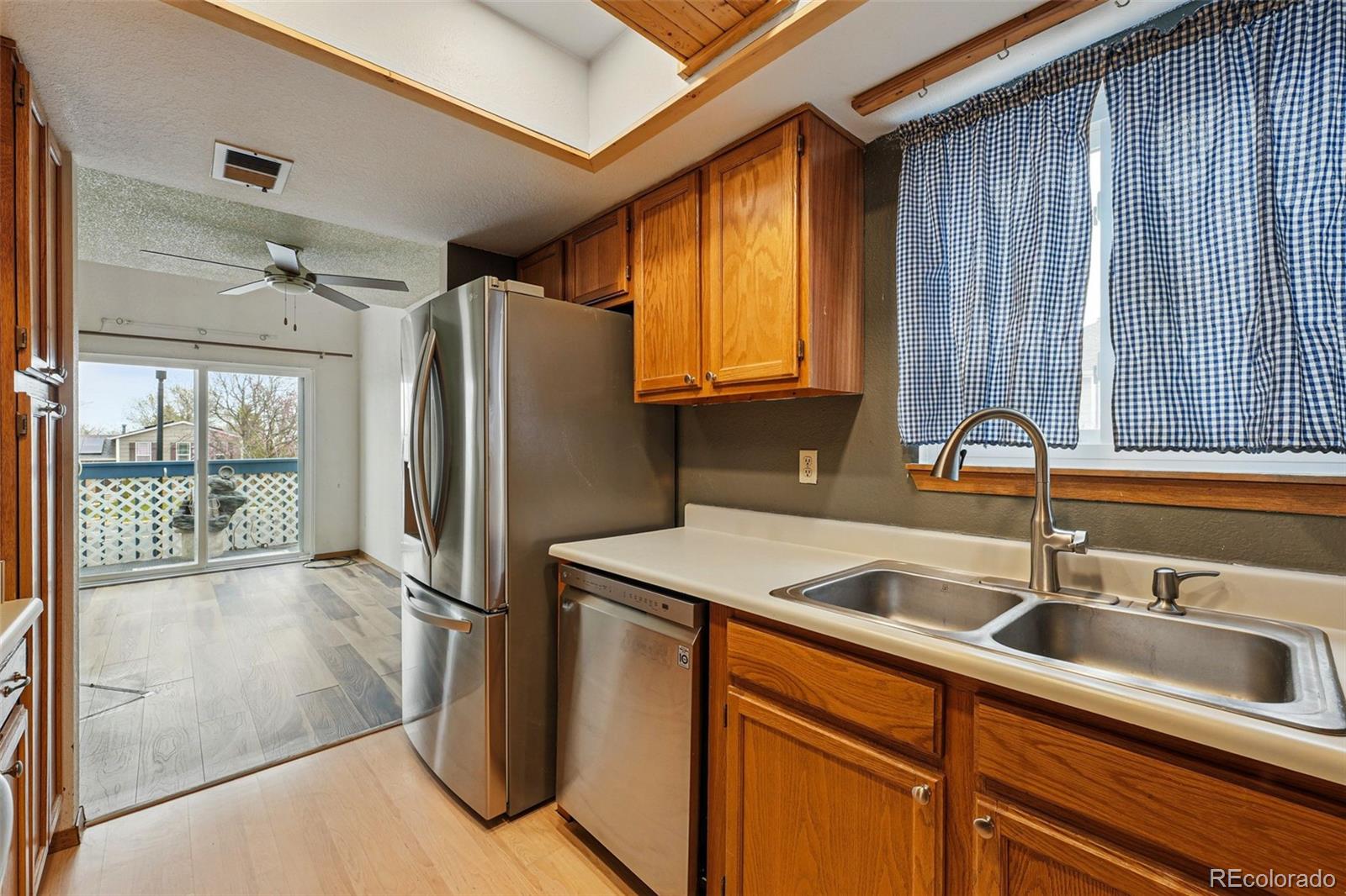 MLS Image #10 for 19192 e wyoming place,aurora, Colorado