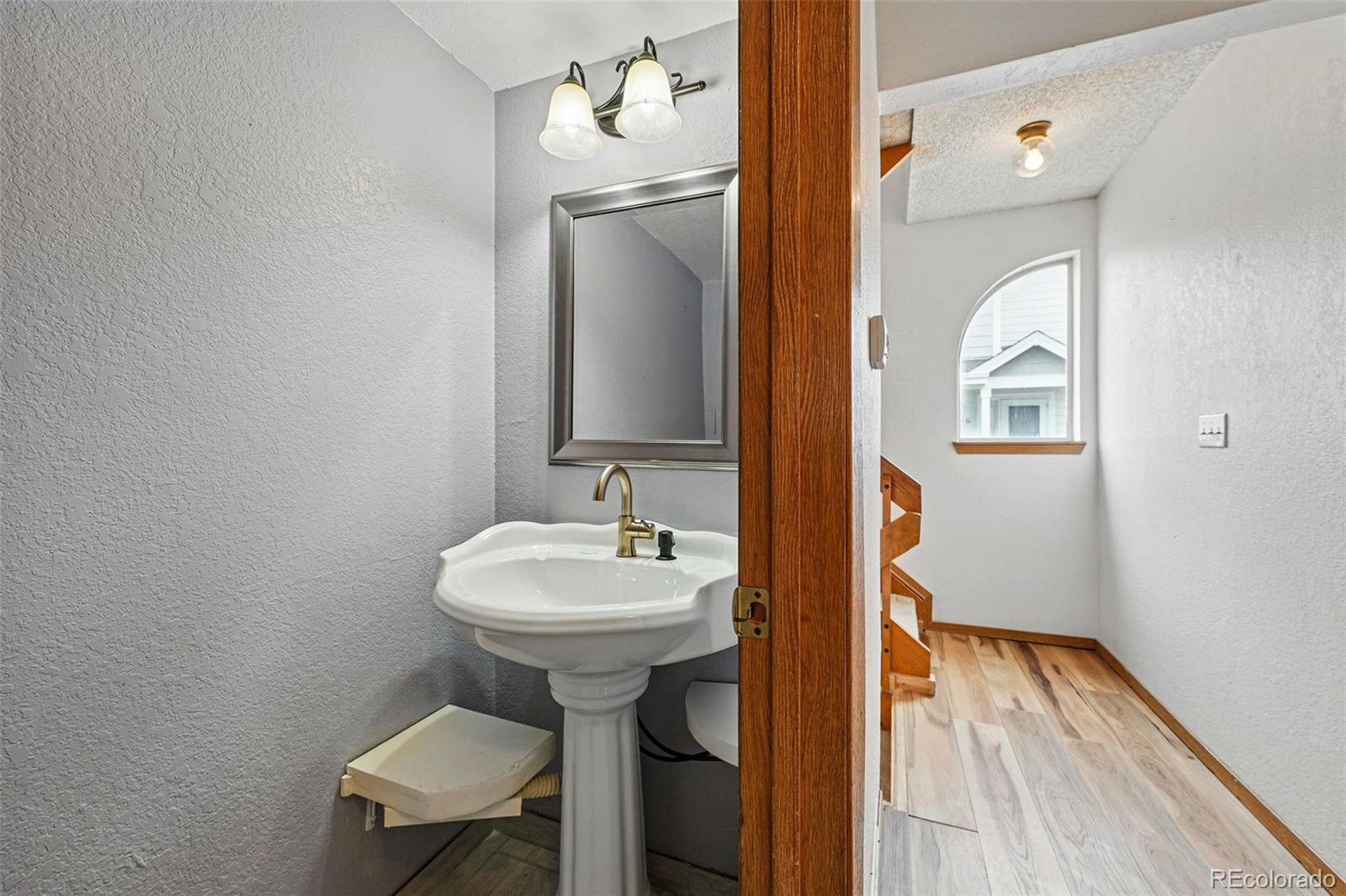 MLS Image #12 for 19192 e wyoming place,aurora, Colorado