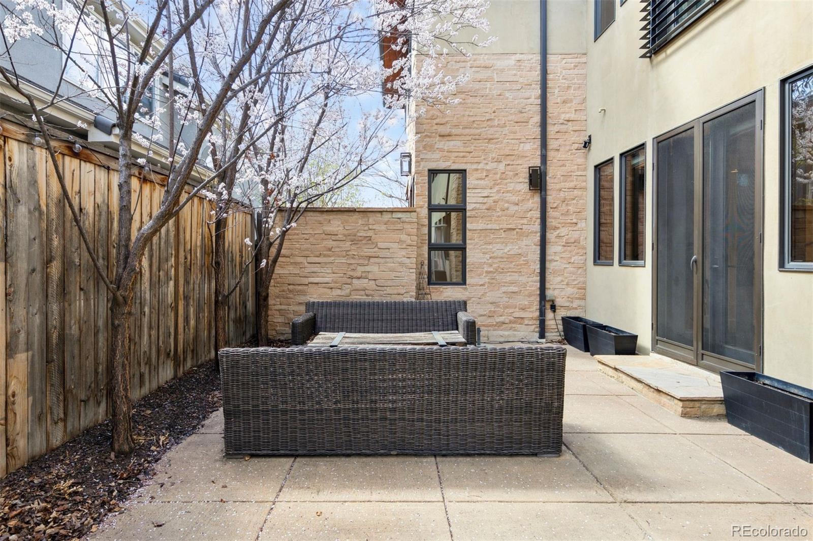 MLS Image #15 for 138  monroe street,denver, Colorado