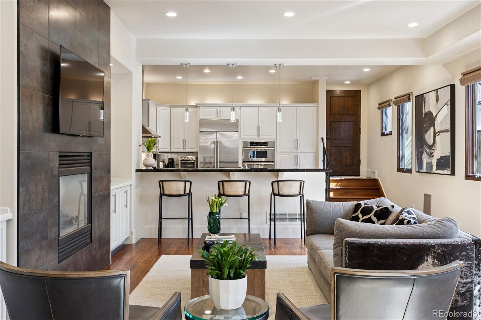 MLS Image #5 for 138  monroe street,denver, Colorado