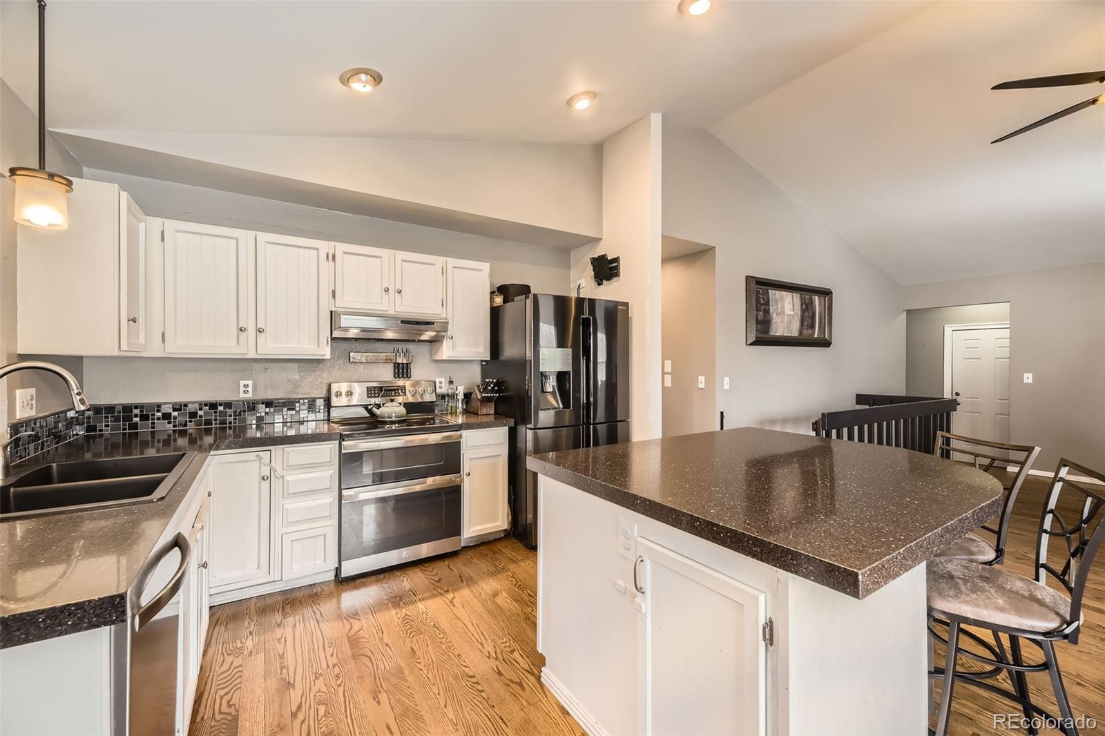 MLS Image #5 for 7819 w portland avenue,littleton, Colorado
