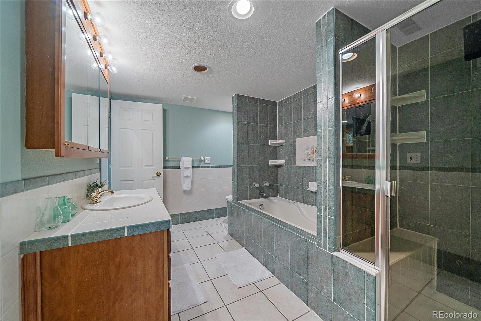 MLS Image #23 for 3073 s andes street,aurora, Colorado