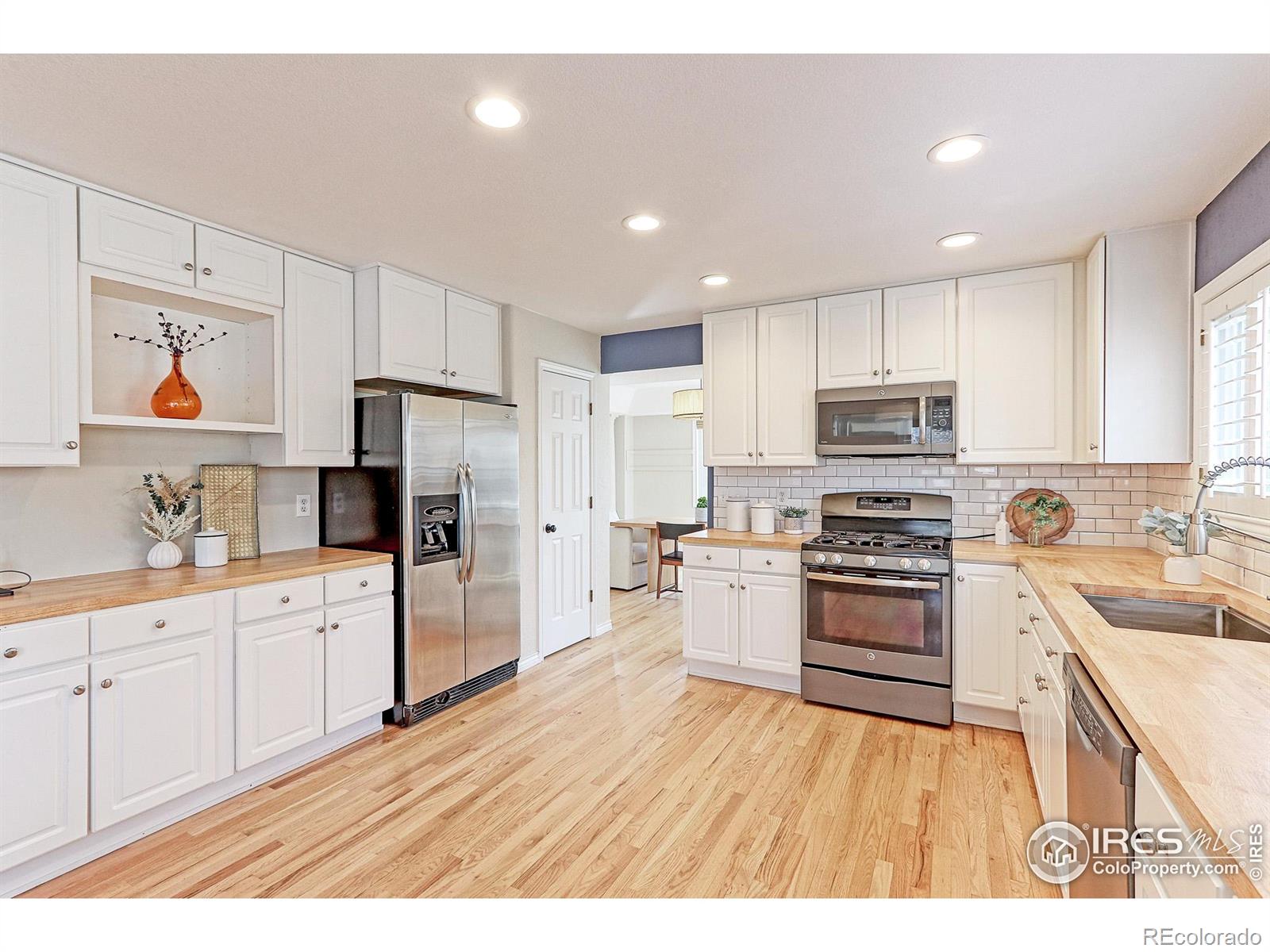 MLS Image #7 for 360  peregrine circle,broomfield, Colorado