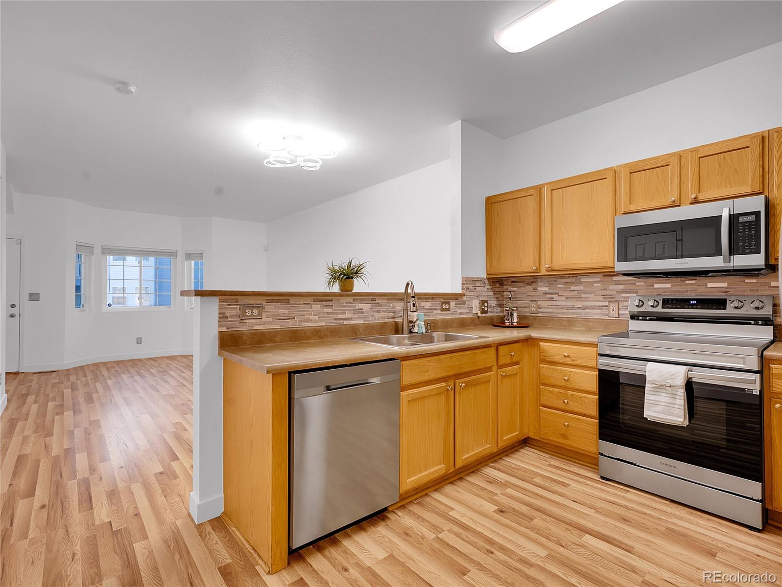 MLS Image #8 for 12464 e tennessee circle ,aurora, Colorado