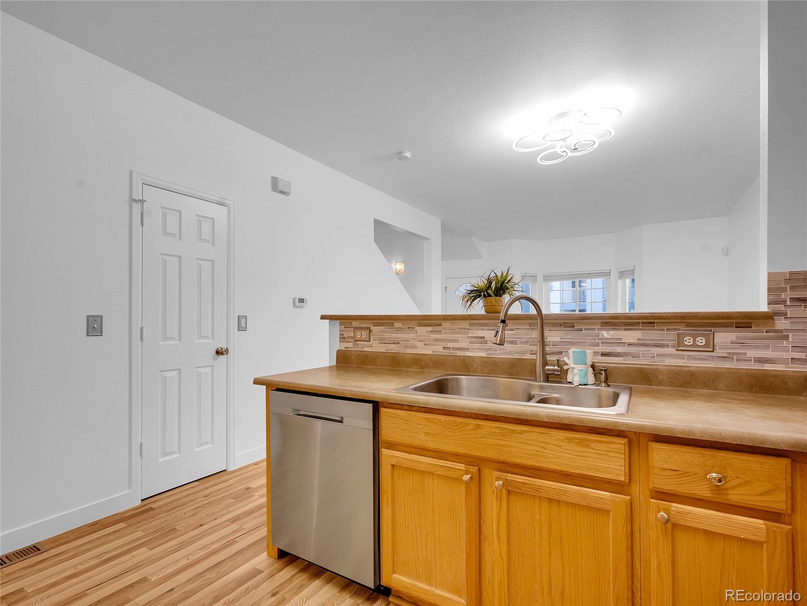 MLS Image #9 for 12464 e tennessee circle ,aurora, Colorado