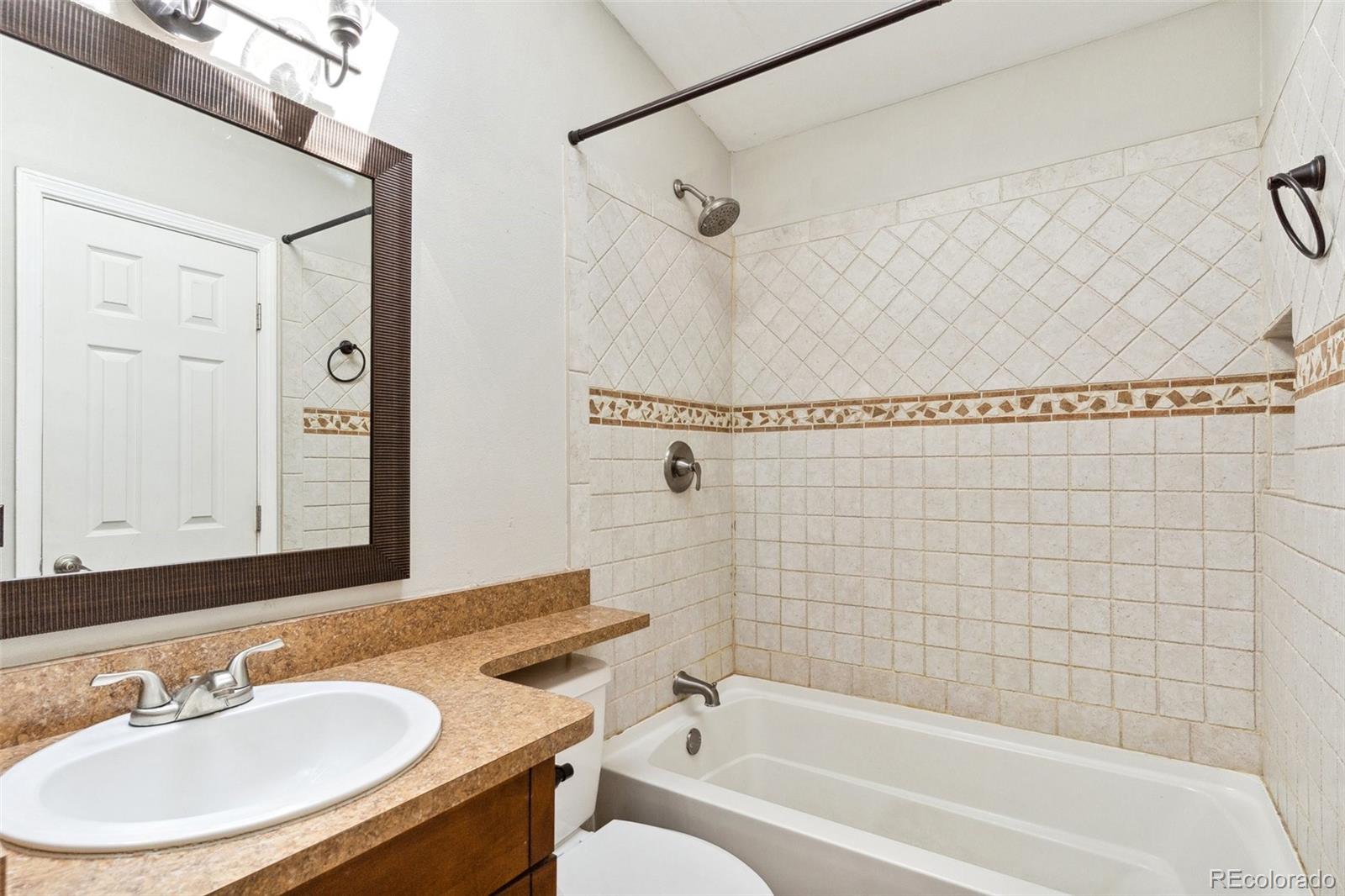 MLS Image #15 for 566  blossom field road,fountain, Colorado