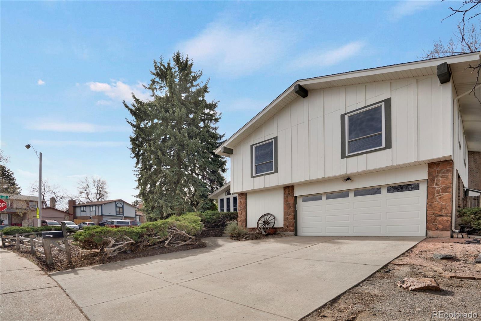 MLS Image #0 for 1697 s kingston street,aurora, Colorado