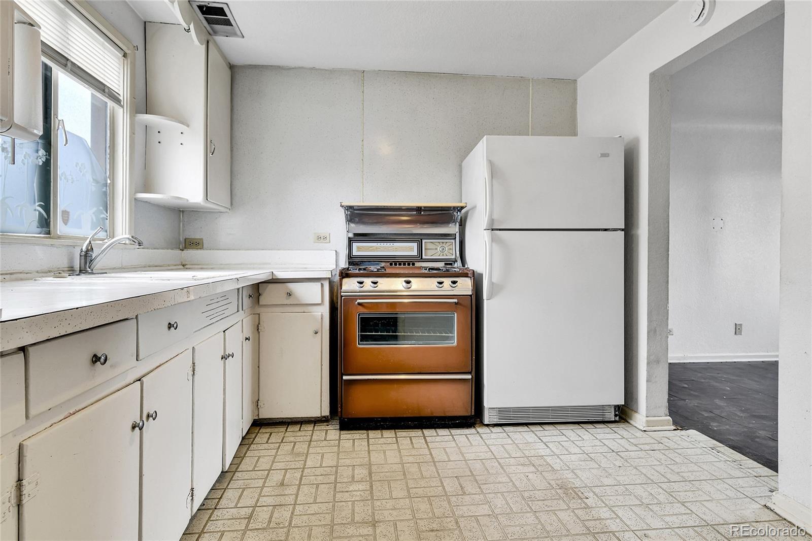 MLS Image #6 for 4800  adams street,denver, Colorado