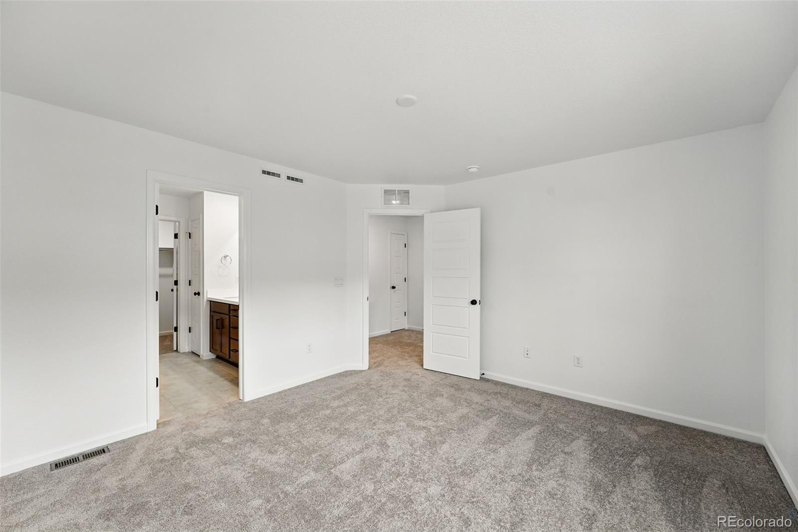 MLS Image #10 for 17117 w 91st lane ,arvada, Colorado