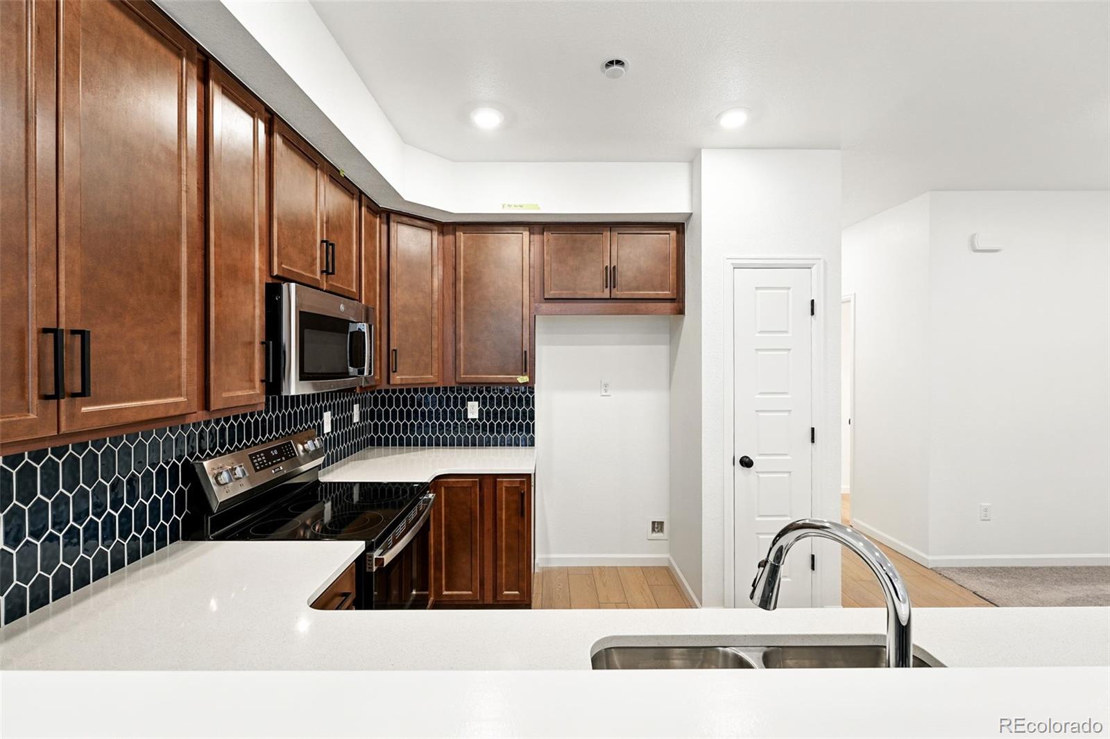MLS Image #6 for 17117 w 91st lane ,arvada, Colorado