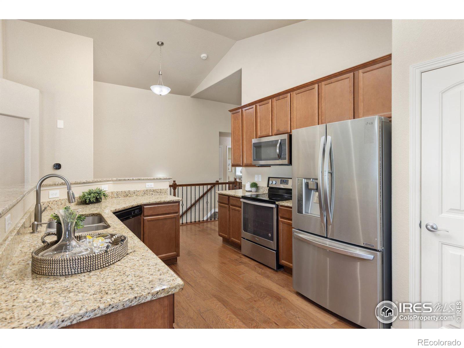 MLS Image #11 for 6038  carmon drive,windsor, Colorado