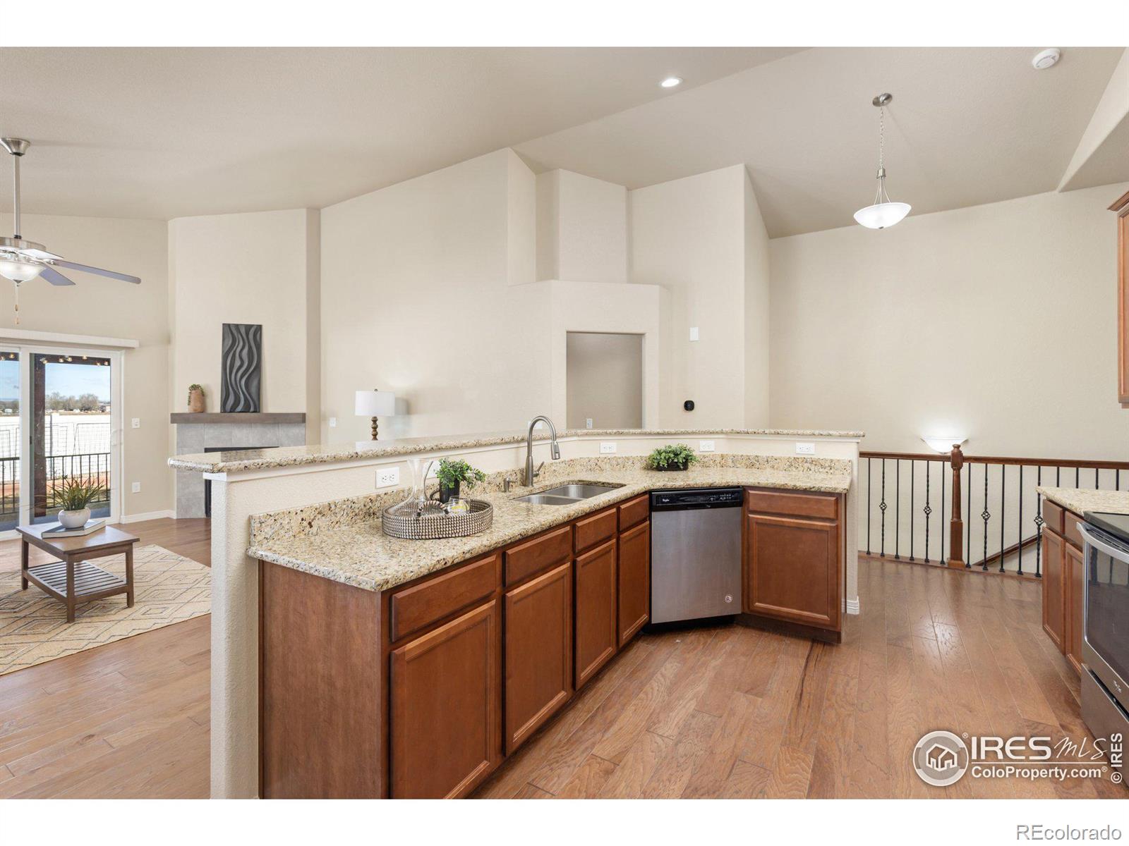 MLS Image #12 for 6038  carmon drive,windsor, Colorado