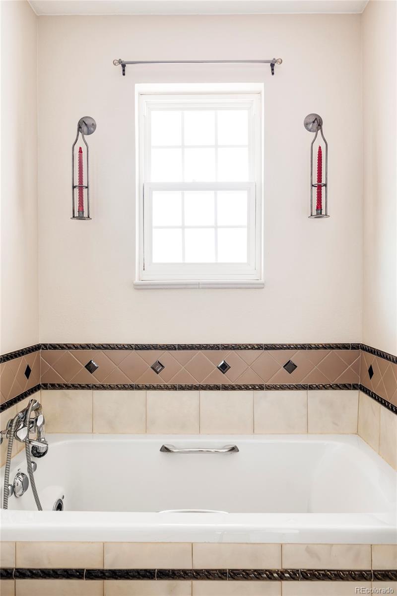 MLS Image #22 for 7045 s penrose court,centennial, Colorado