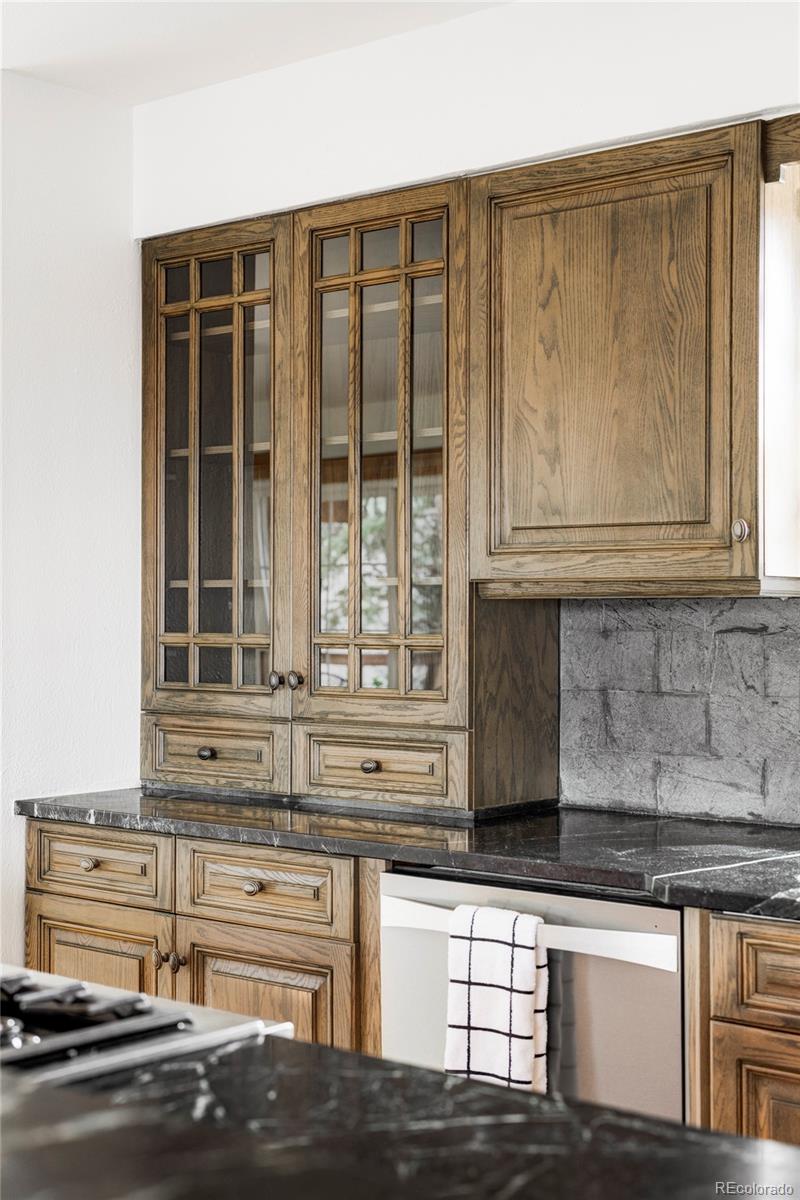 MLS Image #7 for 7045 s penrose court,centennial, Colorado