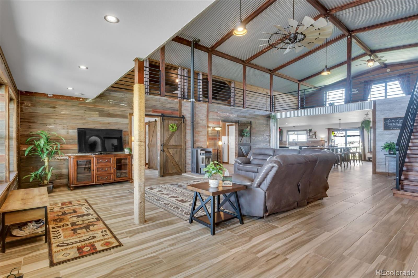 MLS Image #2 for 7632  county road 63 ,keenesburg, Colorado