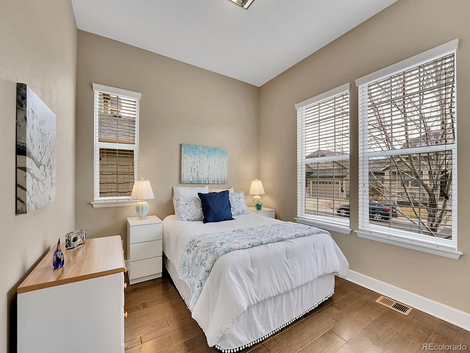 MLS Image #19 for 668 e dry creek circle,littleton, Colorado