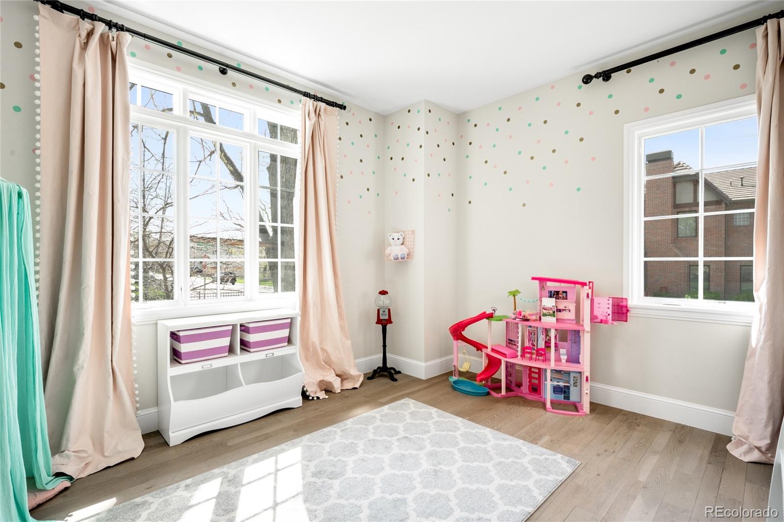 MLS Image #24 for 2495 s madison street,denver, Colorado