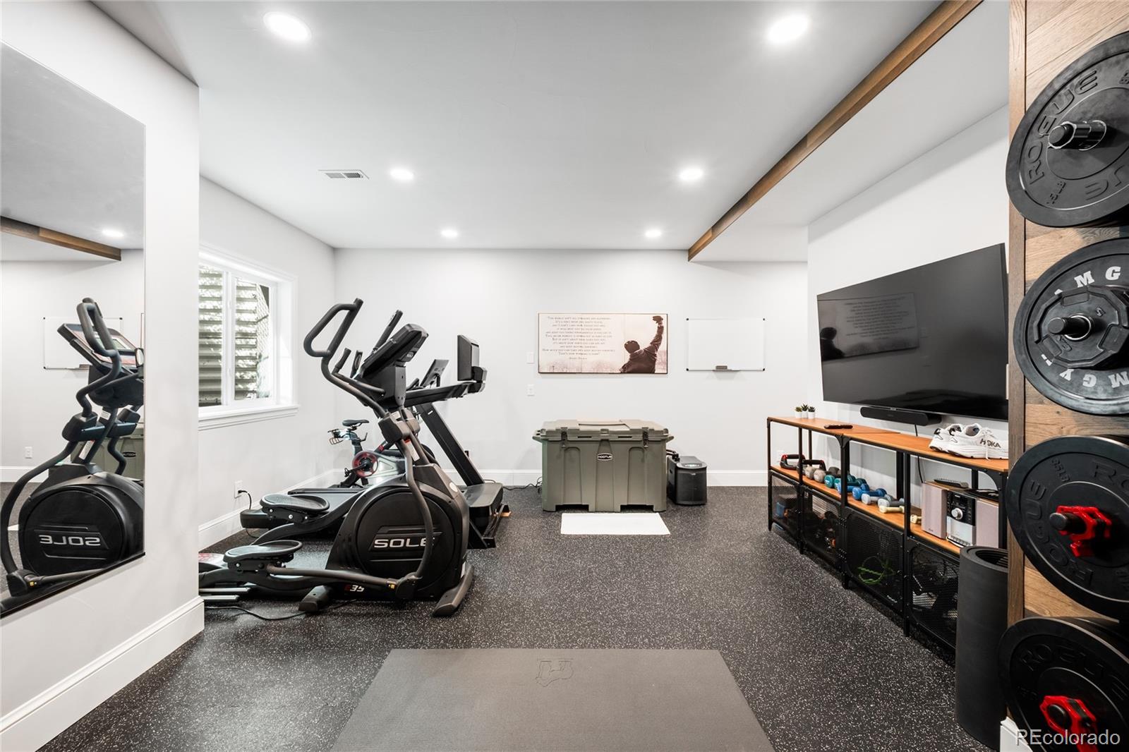 MLS Image #29 for 2495 s madison street,denver, Colorado