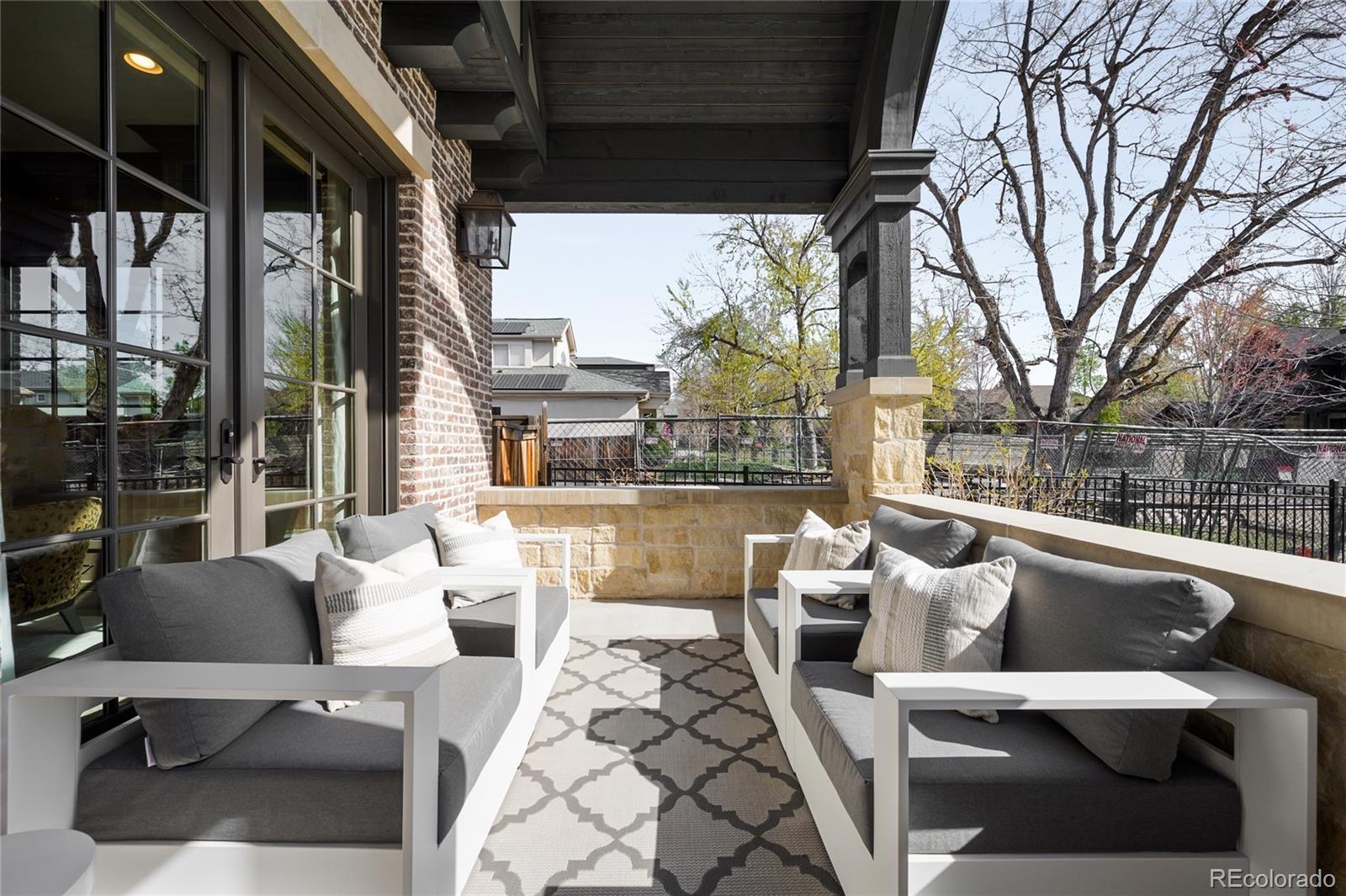 MLS Image #39 for 2495 s madison street,denver, Colorado