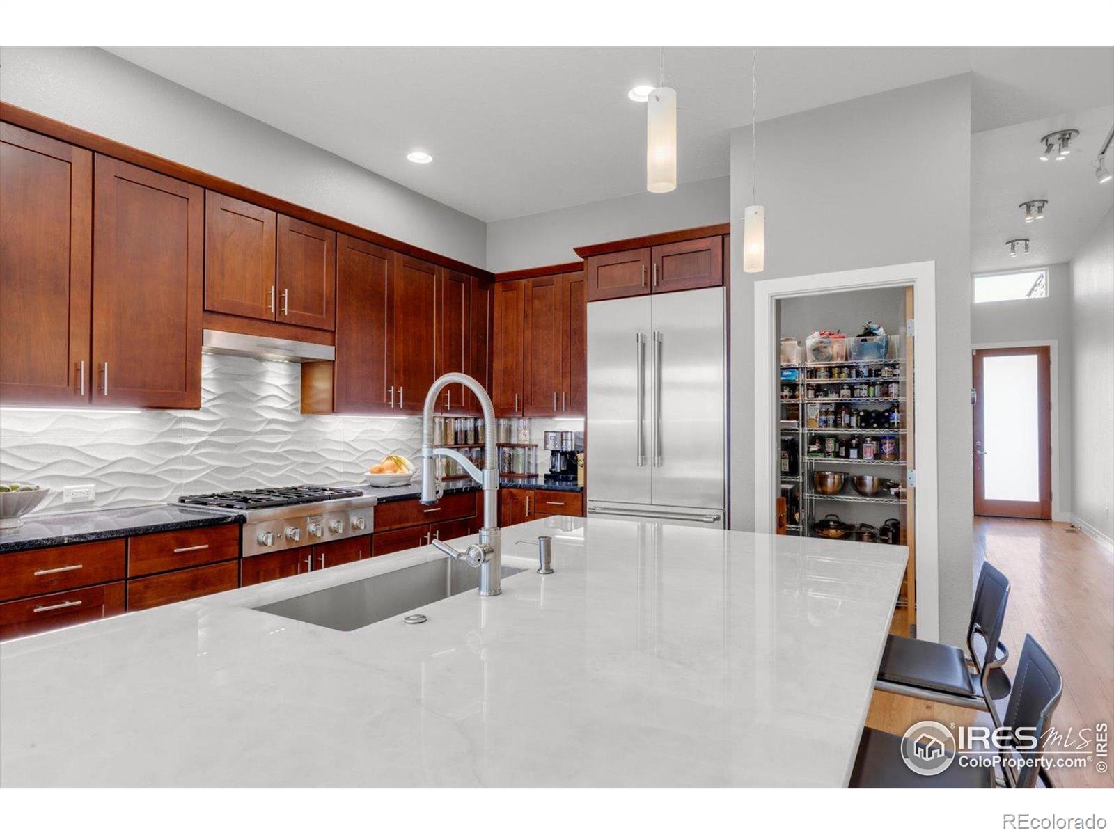 MLS Image #8 for 1806  blue star lane,louisville, Colorado