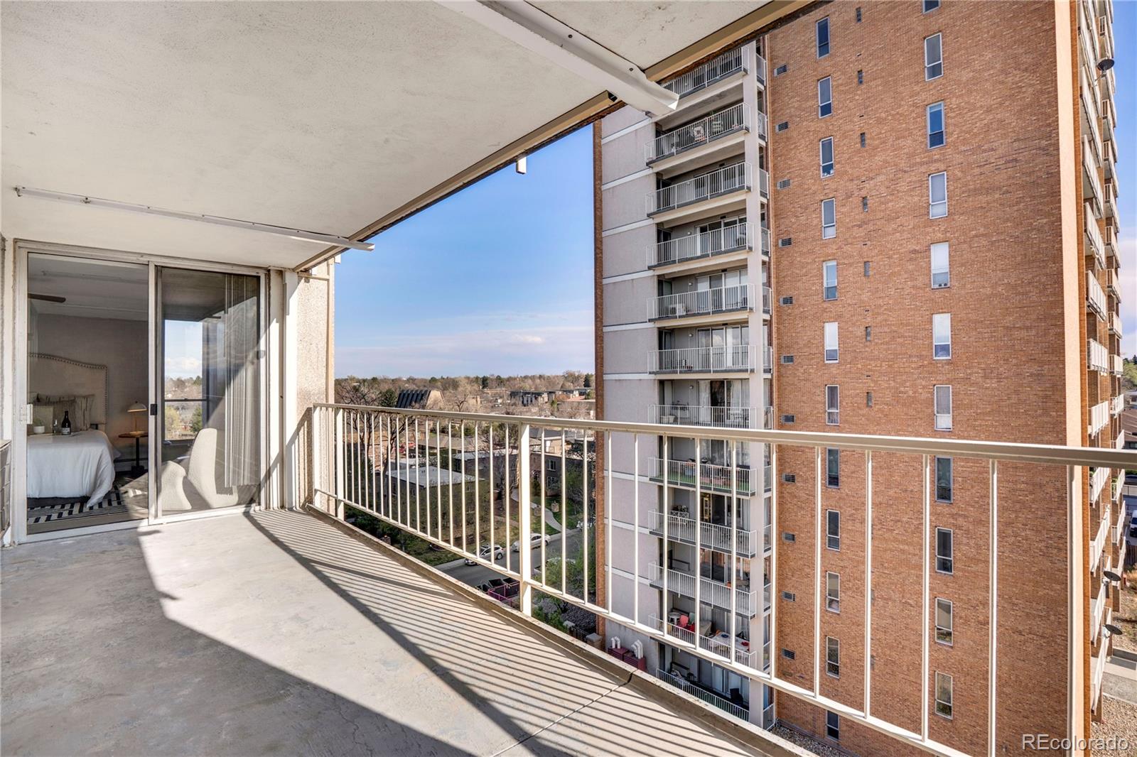 MLS Image #32 for 4800 e hale parkway,denver, Colorado
