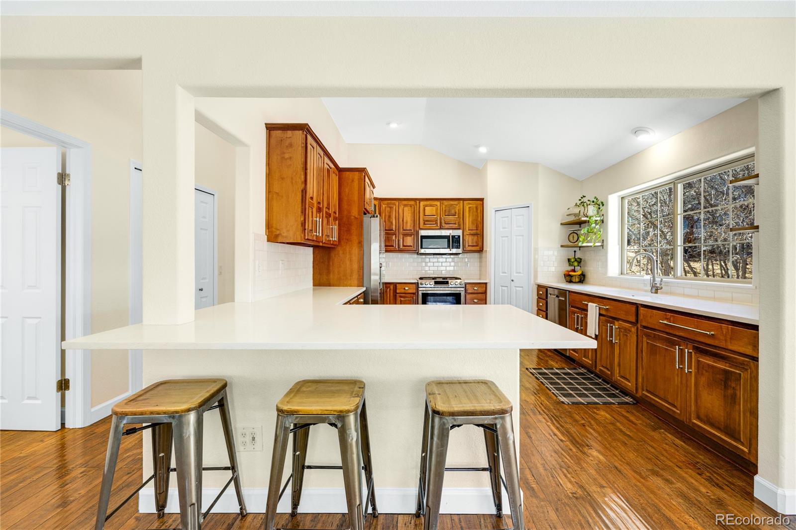 MLS Image #10 for 5260  broadmoor bluffs drive,colorado springs, Colorado