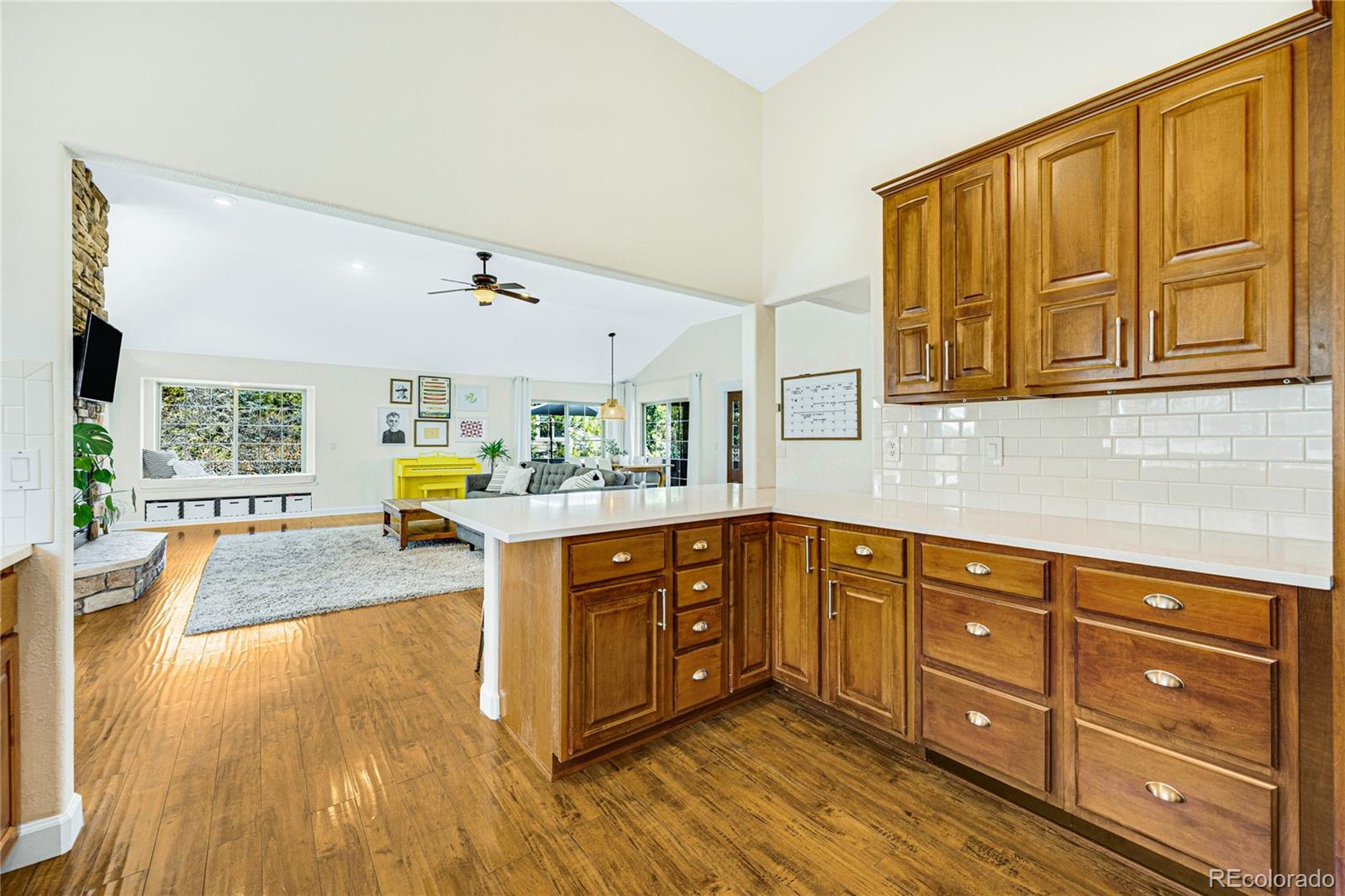 MLS Image #12 for 5260  broadmoor bluffs drive,colorado springs, Colorado