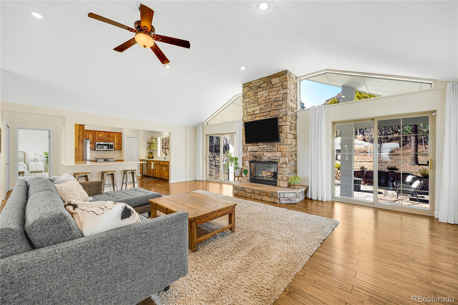 MLS Image #8 for 5260  broadmoor bluffs drive,colorado springs, Colorado