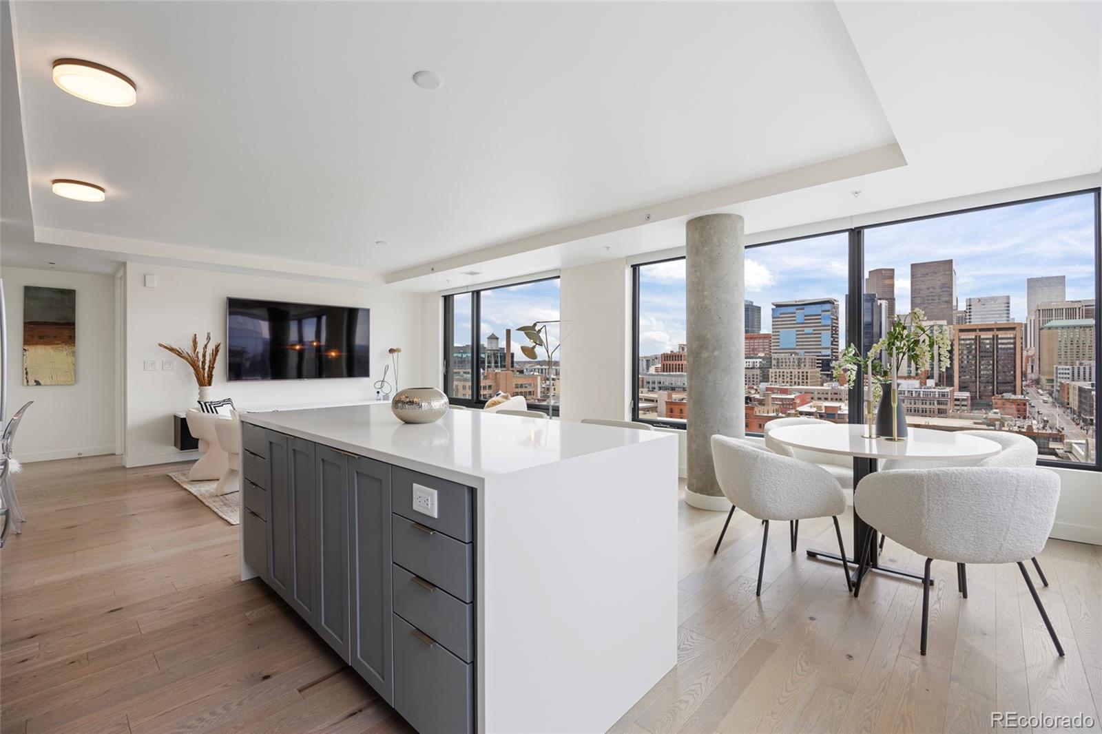 MLS Image #12 for 1750  wewatta street,denver, Colorado