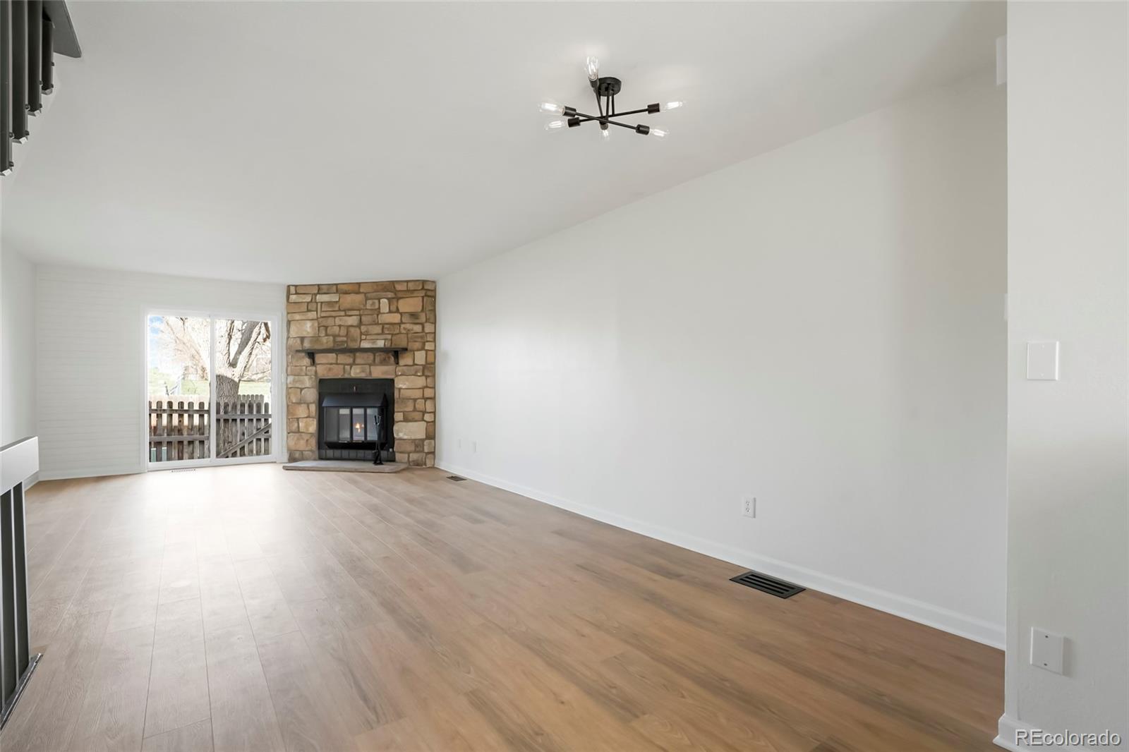 MLS Image #7 for 8129 s fillmore circle,centennial, Colorado