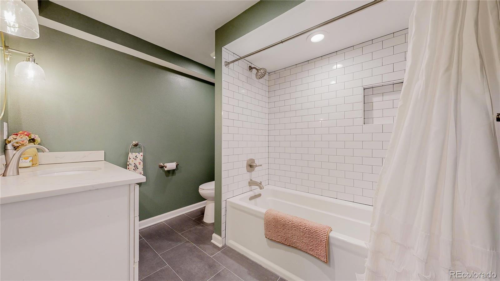 MLS Image #26 for 954 e costilla avenue,centennial, Colorado