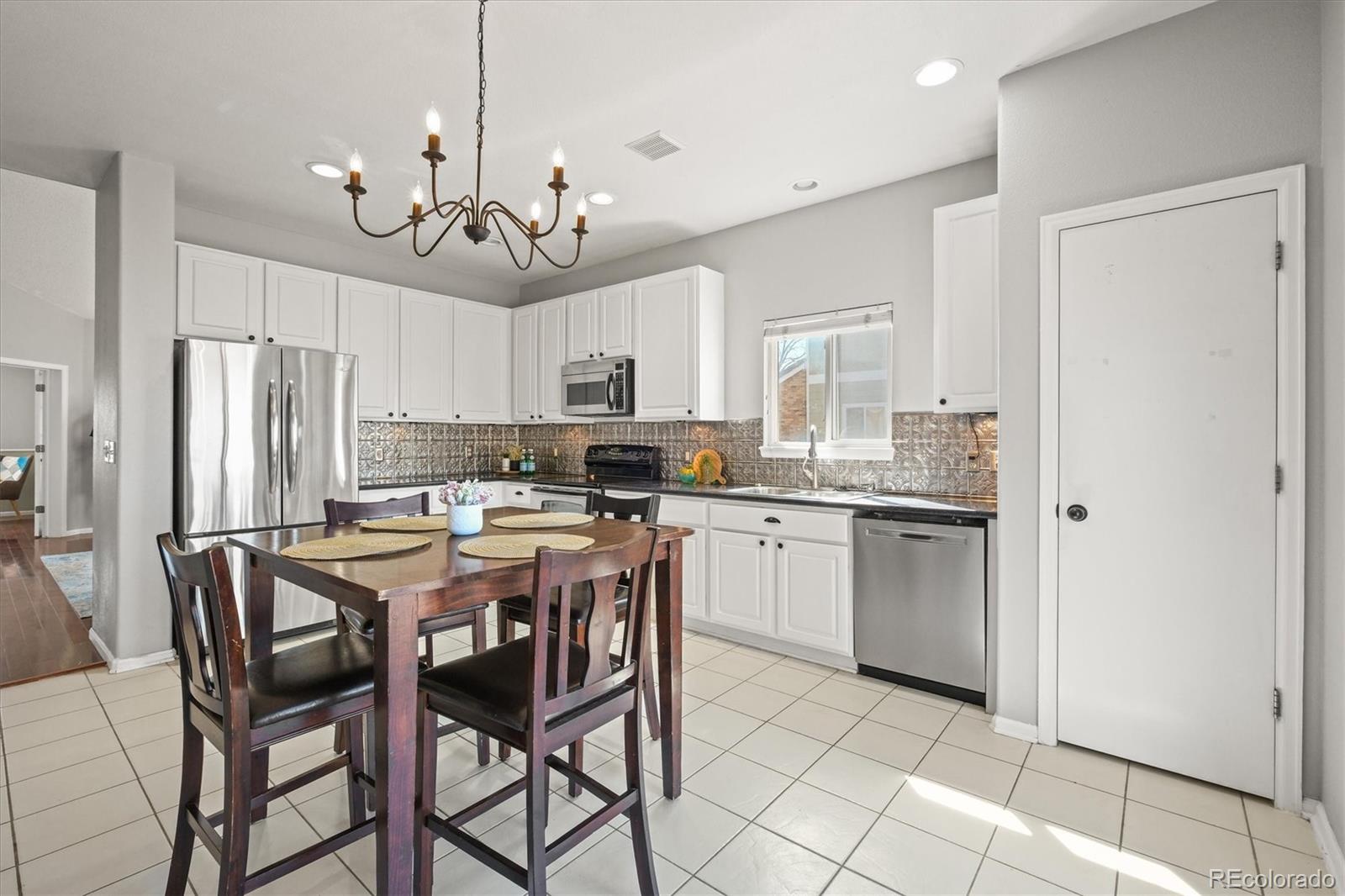 MLS Image #14 for 19302 e 58th place,aurora, Colorado