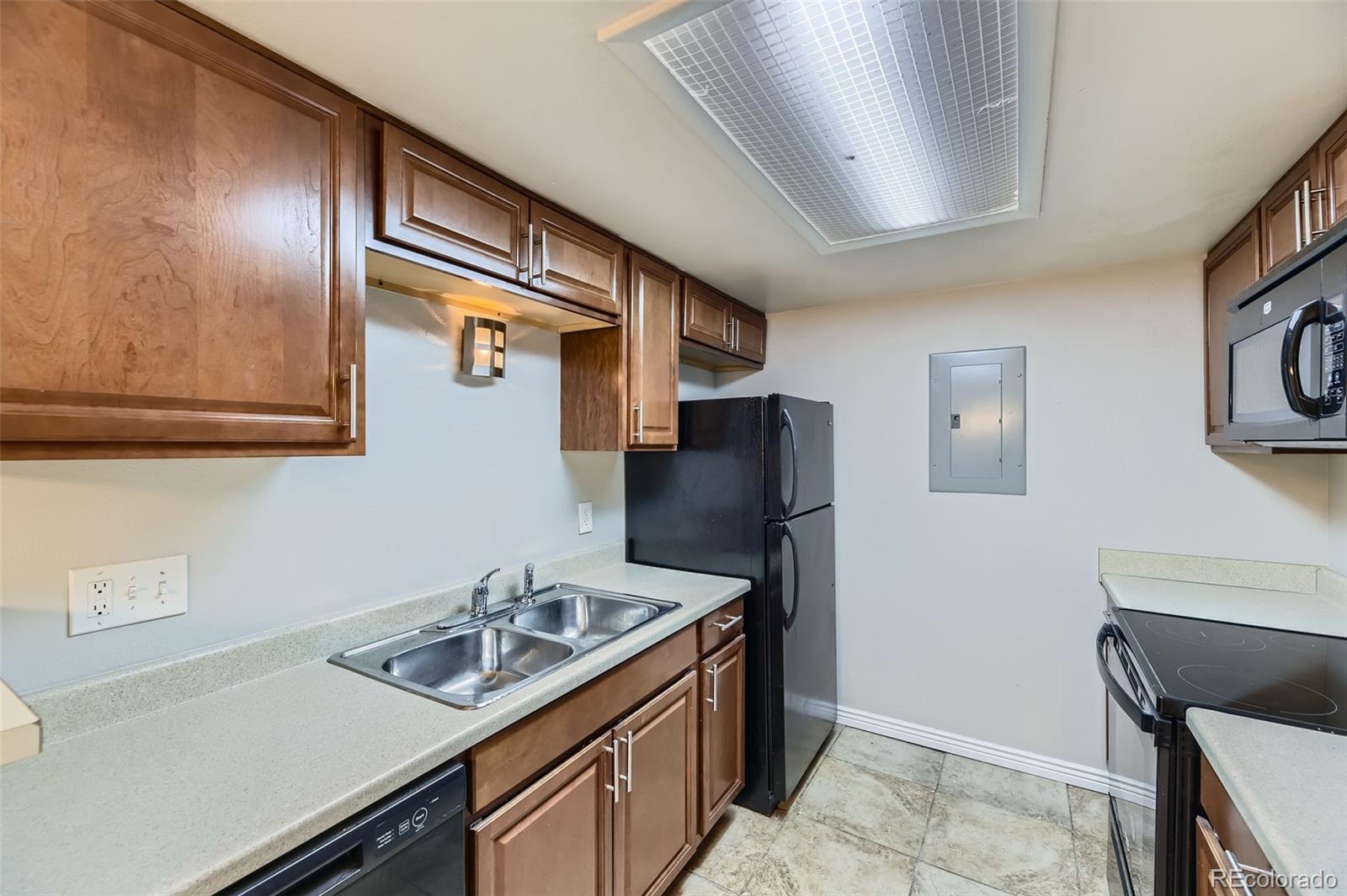 MLS Image #3 for 18043 e ohio avenue 202,aurora, Colorado
