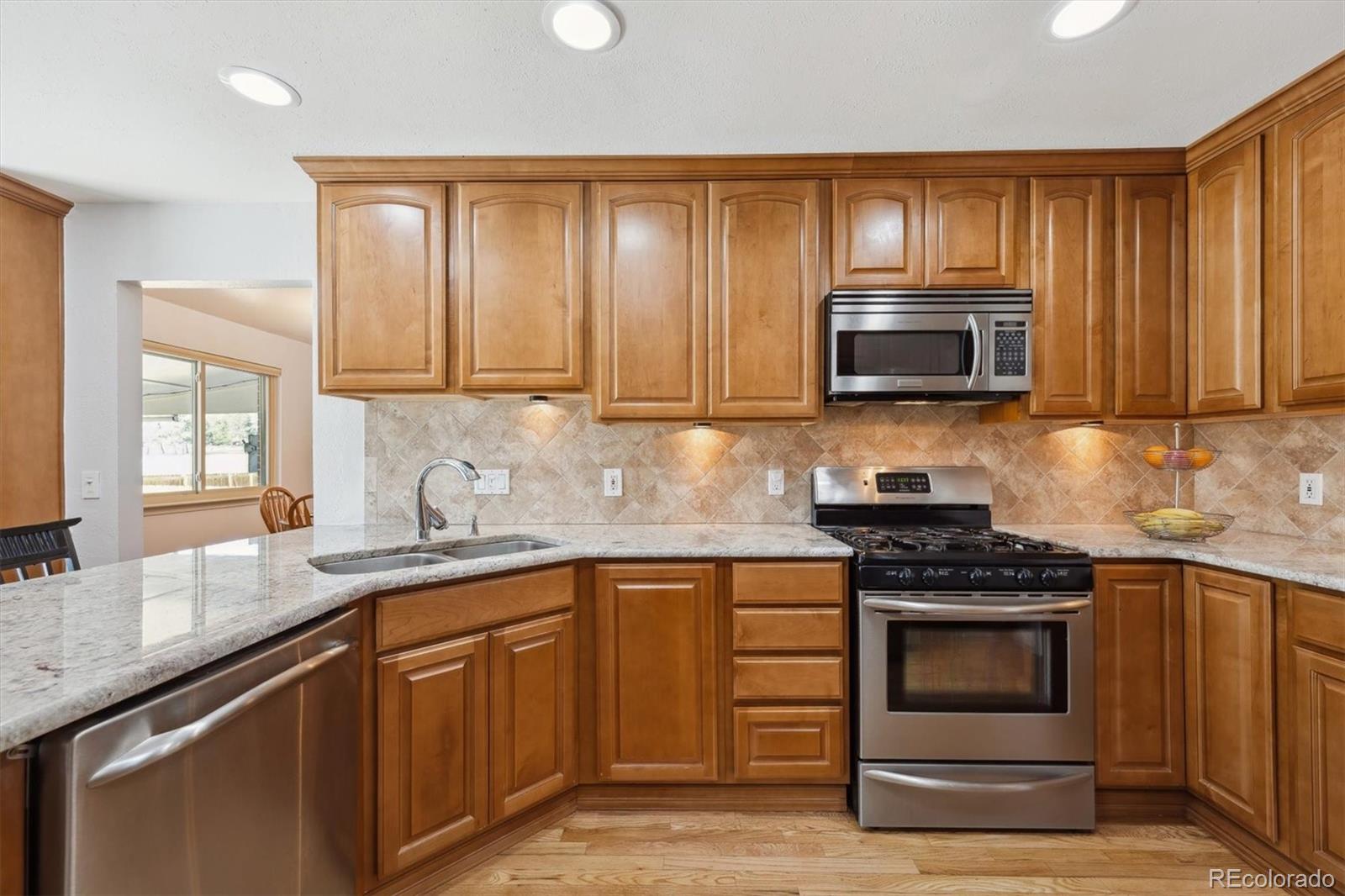 MLS Image #7 for 8403  chase drive,arvada, Colorado
