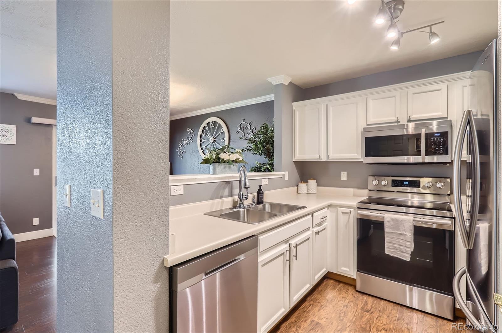MLS Image #7 for 2415 e 110th drive,northglenn, Colorado