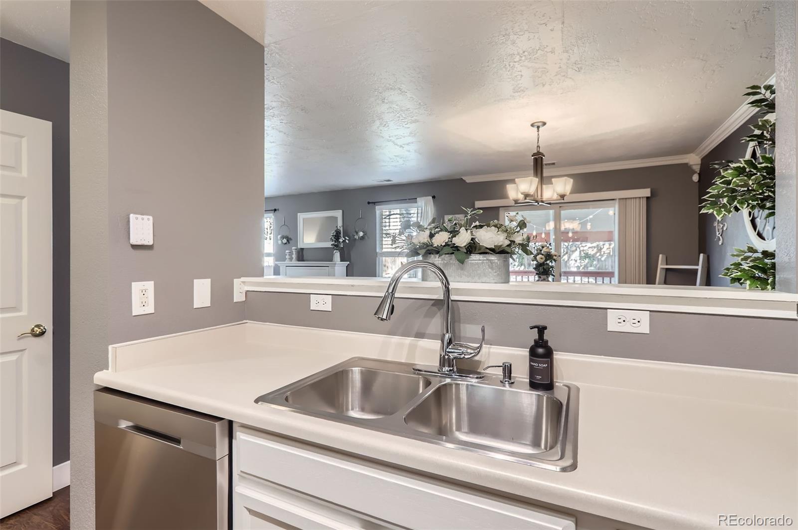 MLS Image #8 for 2415 e 110th drive,northglenn, Colorado
