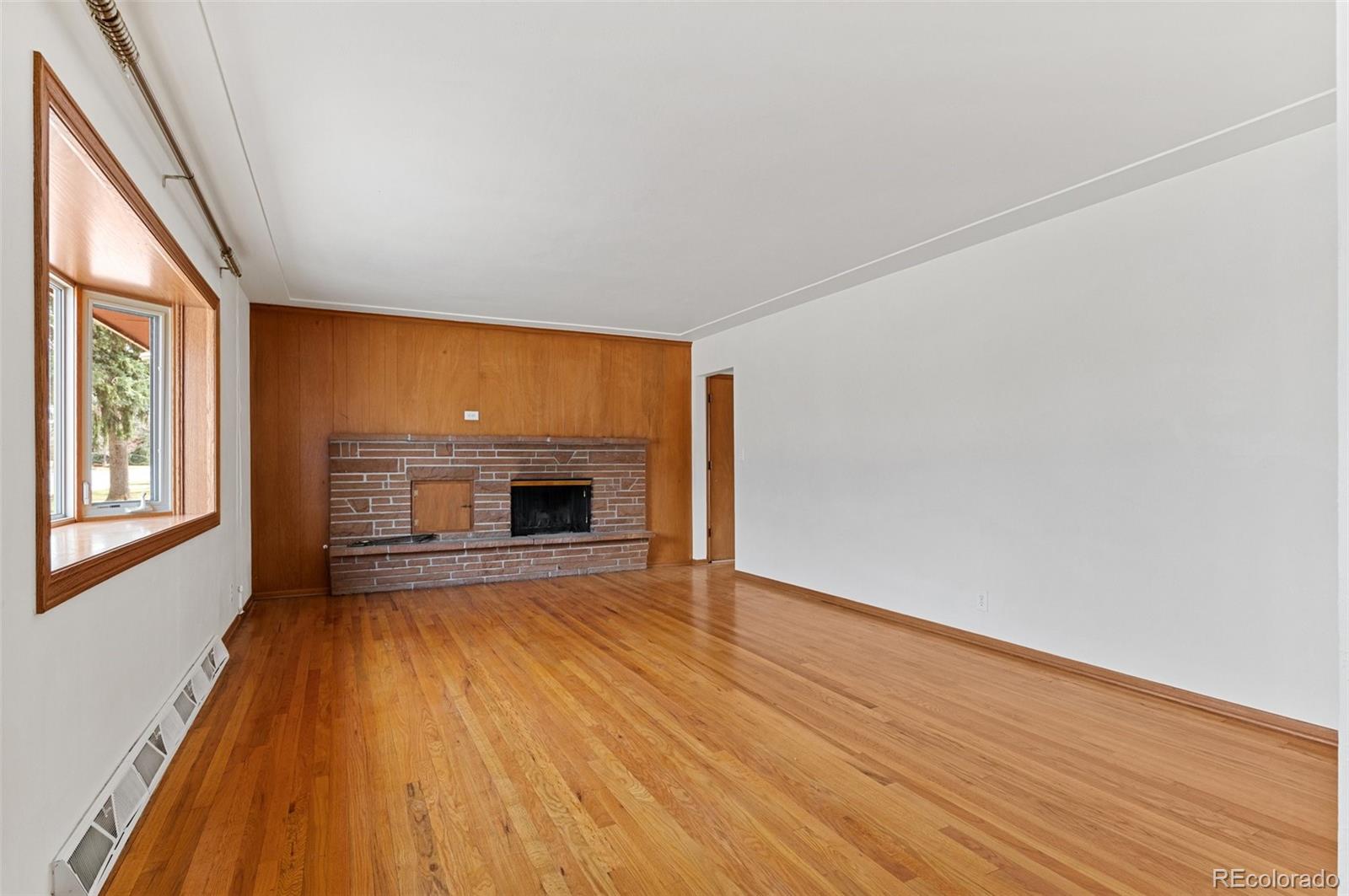 MLS Image #4 for 6161 s southwood drive,centennial, Colorado