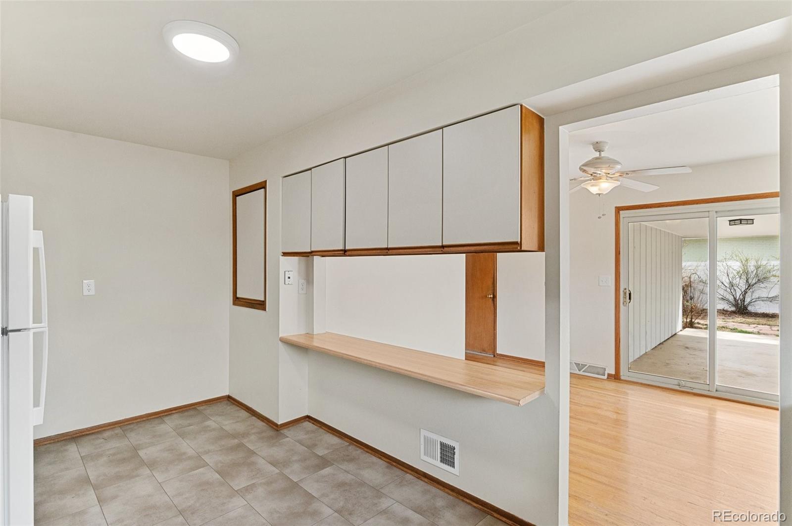 MLS Image #9 for 6161 s southwood drive,centennial, Colorado