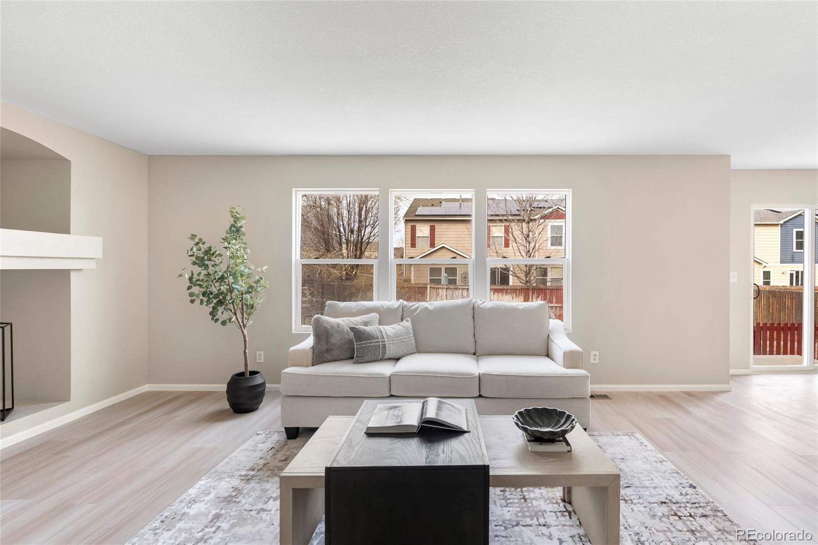 MLS Image #10 for 10049  granby drive,commerce city, Colorado