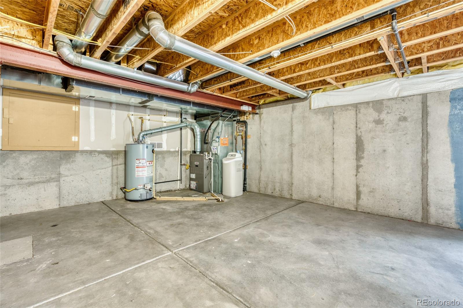 MLS Image #13 for 10049  granby drive,commerce city, Colorado