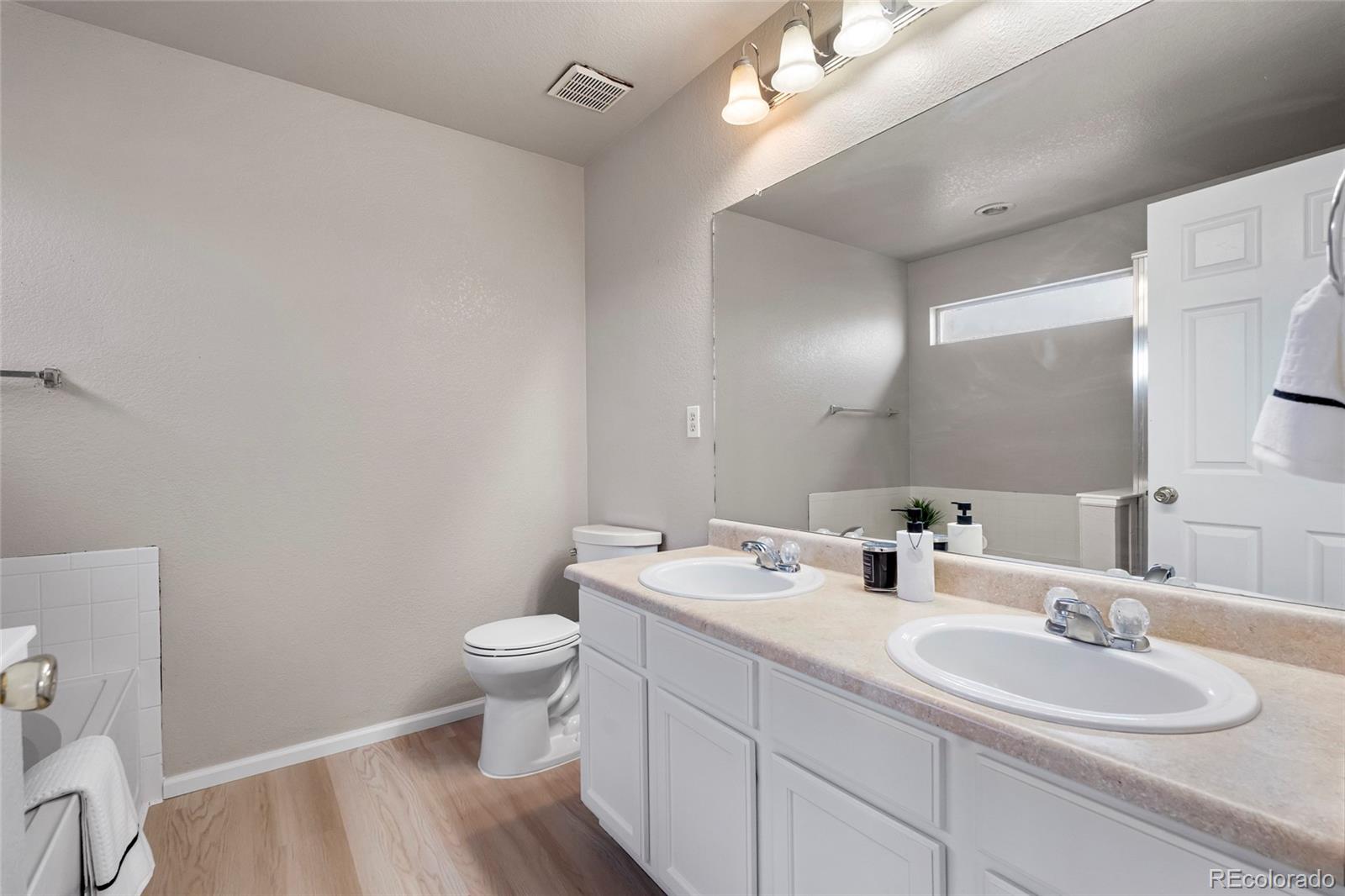 MLS Image #21 for 10049  granby drive,commerce city, Colorado