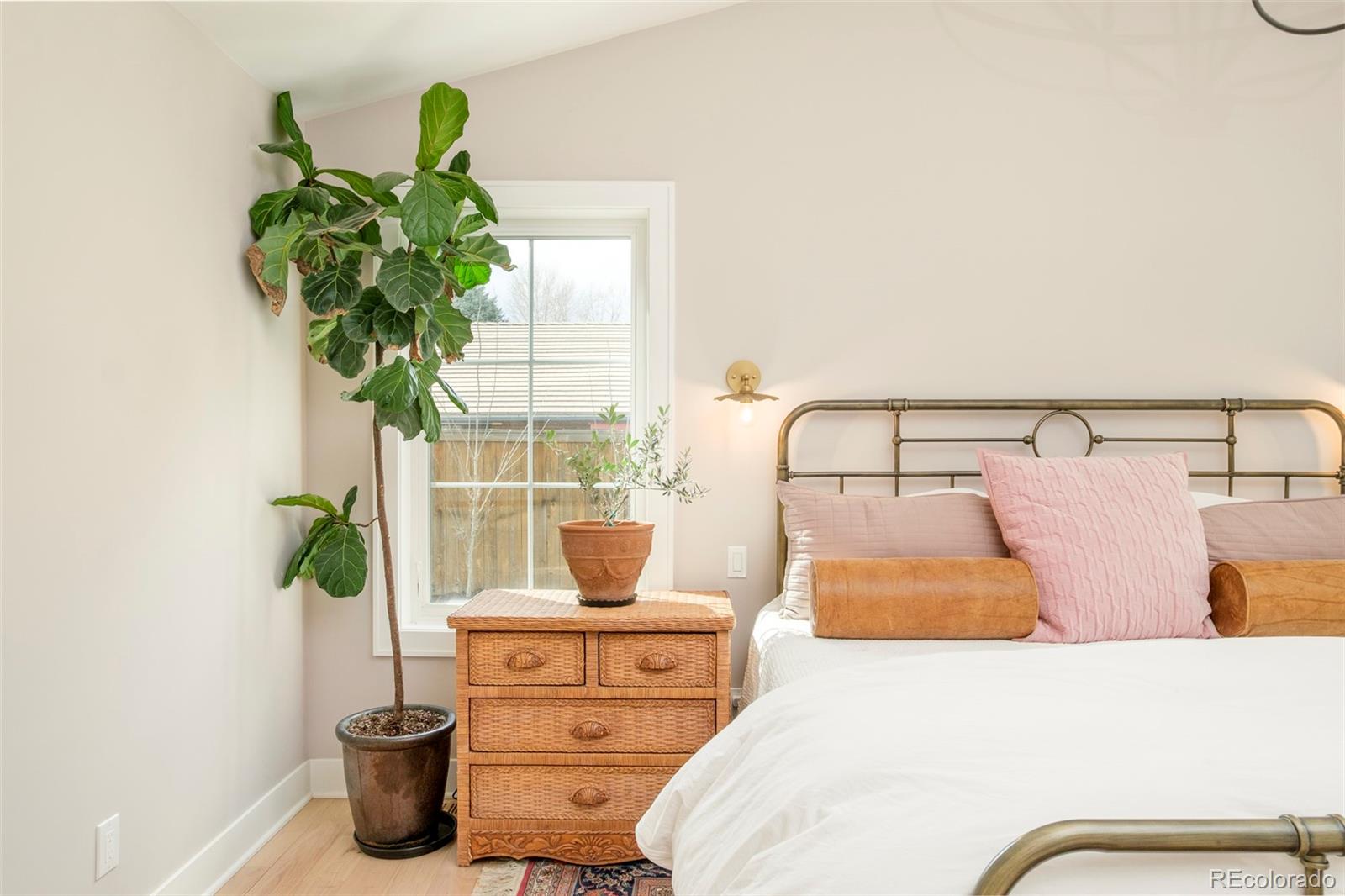 MLS Image #21 for 3235 s saint paul street,denver, Colorado