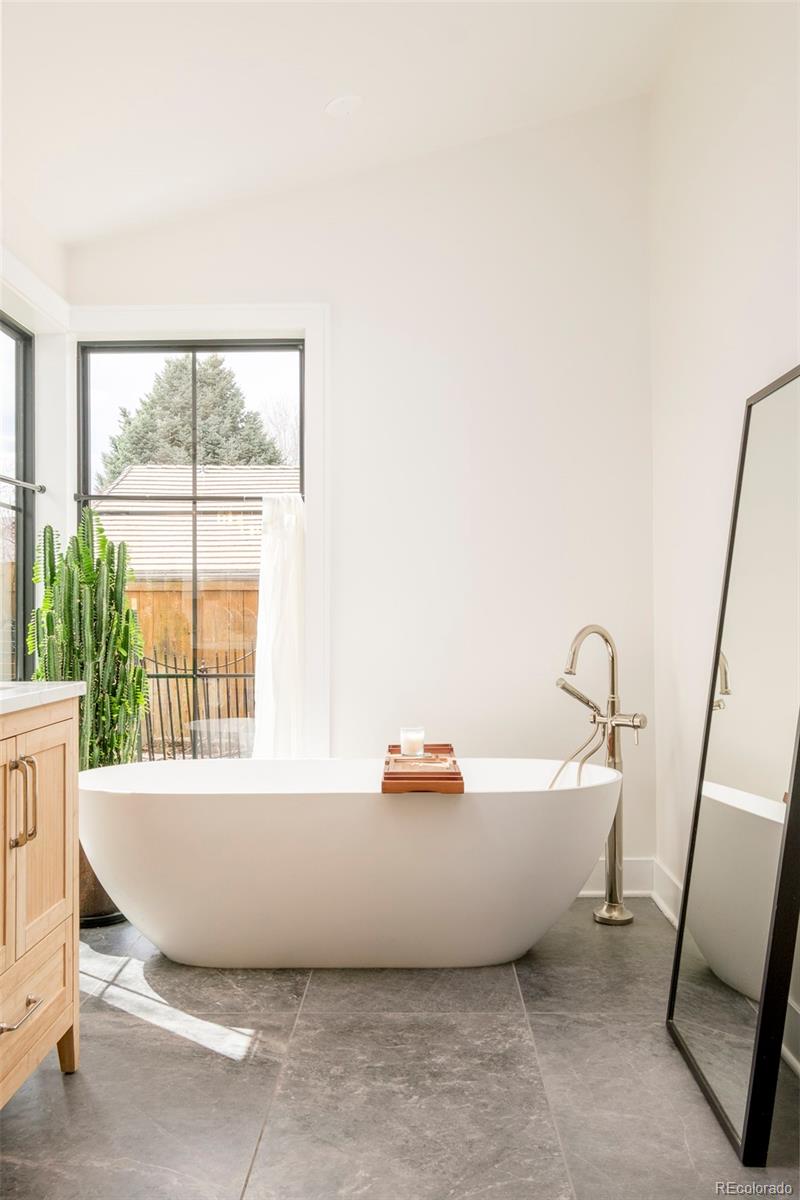 MLS Image #25 for 3235 s saint paul street,denver, Colorado