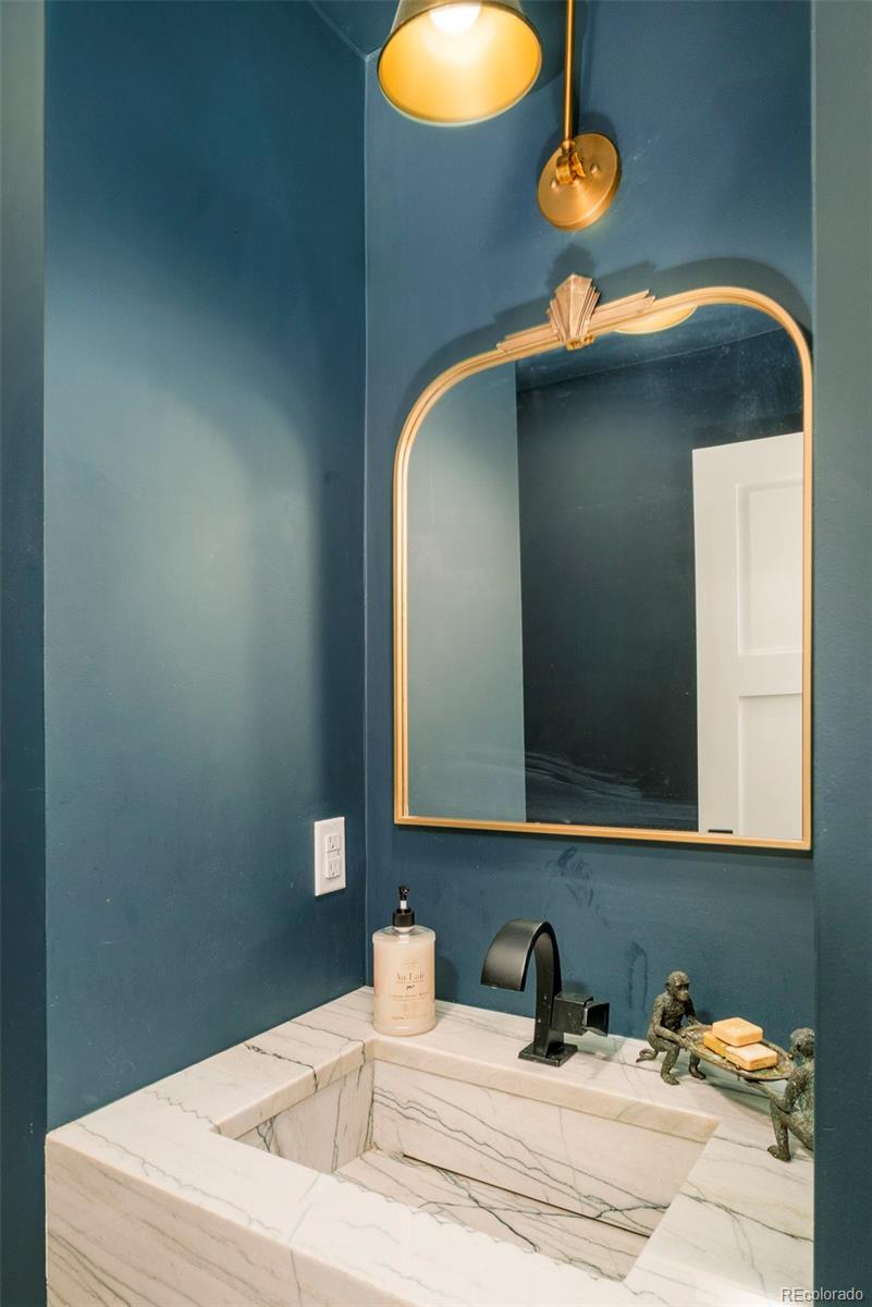 MLS Image #33 for 3235 s saint paul street,denver, Colorado