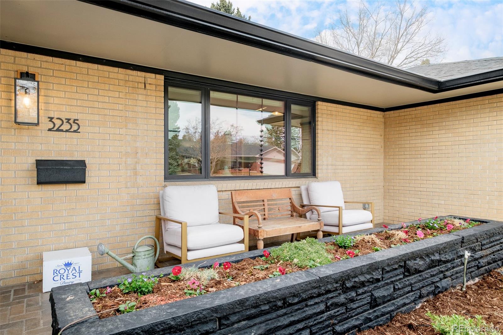 MLS Image #5 for 3235 s saint paul street,denver, Colorado