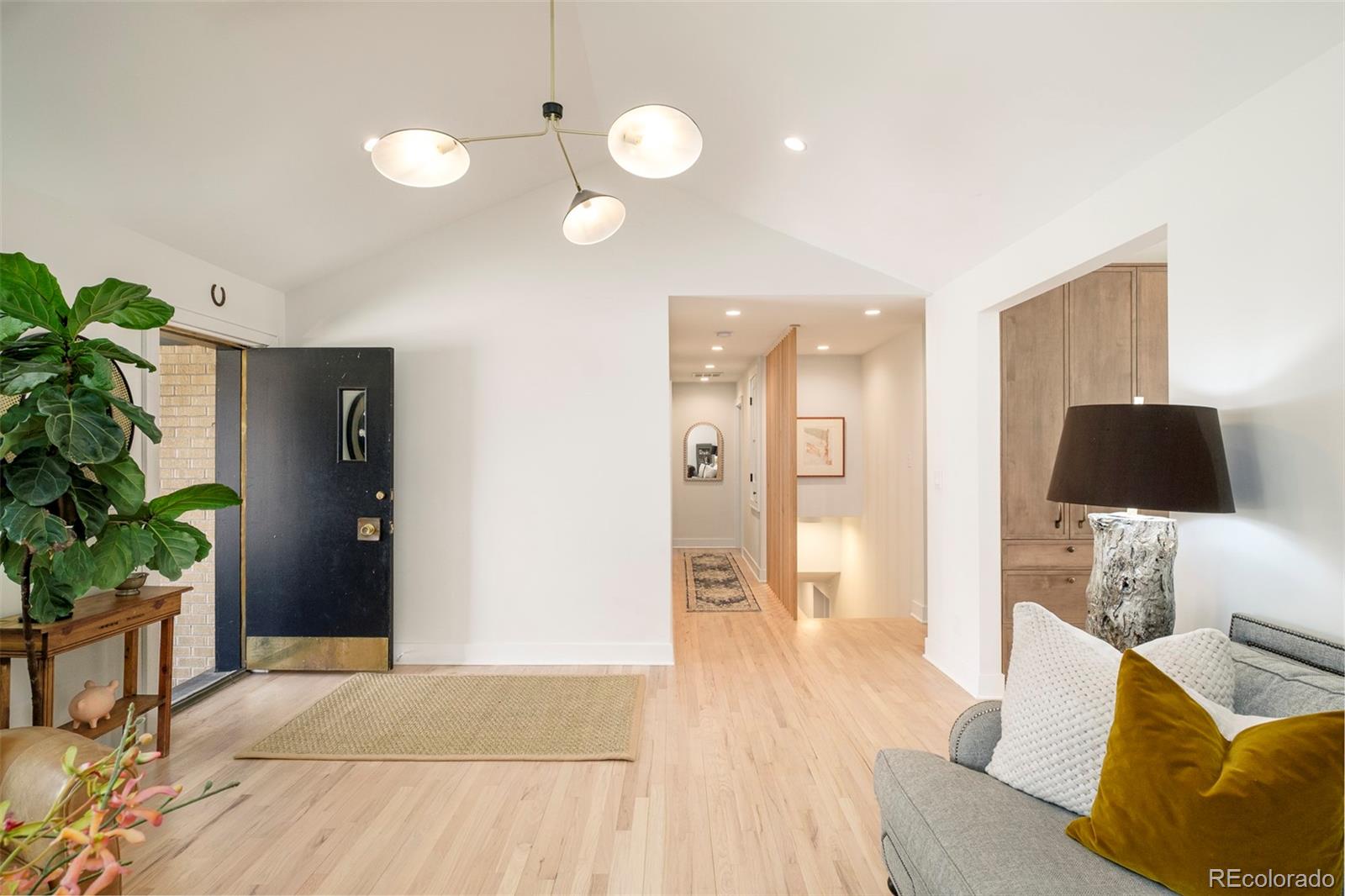 MLS Image #6 for 3235 s saint paul street,denver, Colorado